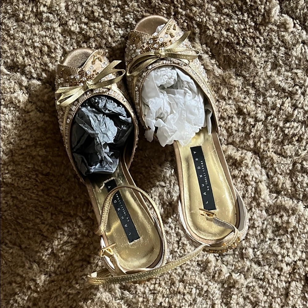 Laundry By Shelli Segal Gold Embellished Heels